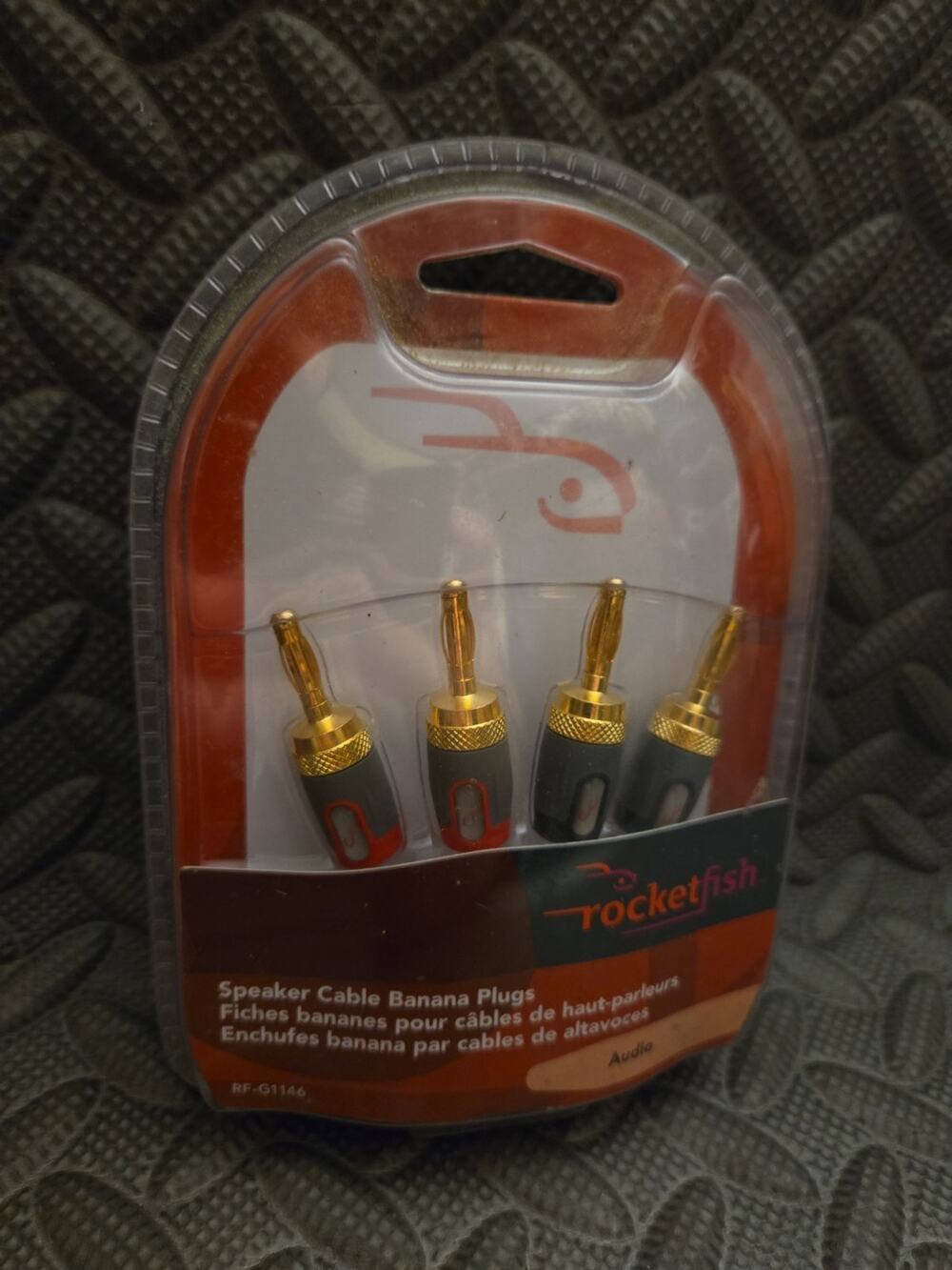 Rocketfish Speaker Cable Banana Plugs RF G1146 Gold Plated Pack Audio Connectors
